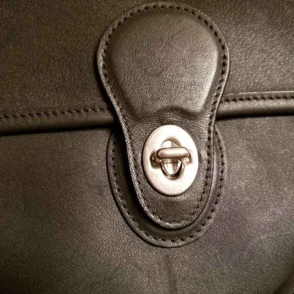 COACH - Picture 4 of 8